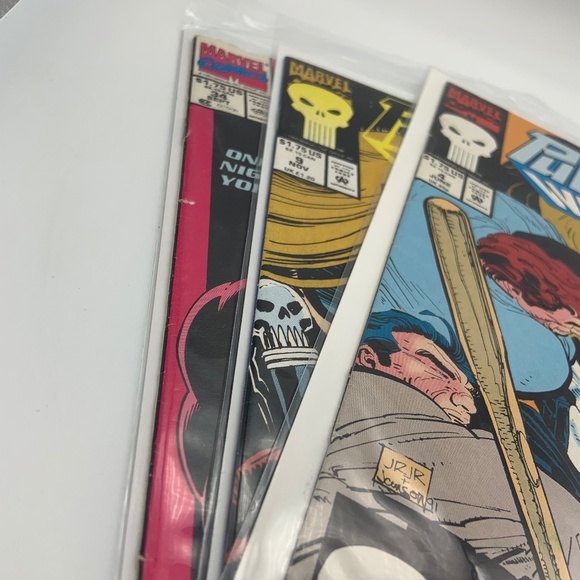 Vintage Marvel Comics 1990s The Punisher Comics 4,9,34 Comic Books-Set of 3 - Picture 12 of 12